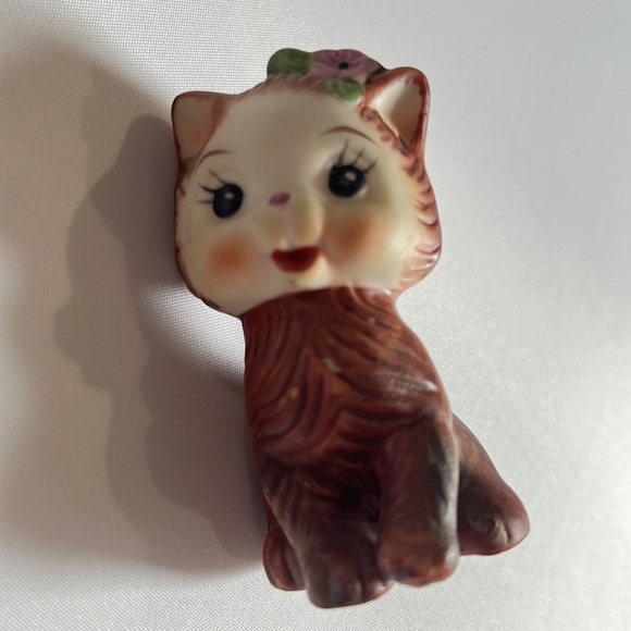 Cat Kitten 2 1/2 Inch Salt and Pepper Shakers Ceramic Made in Korea Adorable🆕 - Picture 8 of 12